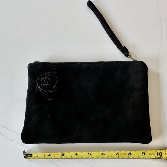 Ruth Saltz Black Suede Rose Wristlet Bag Evening Clutch EUC - Picture 8 of 8